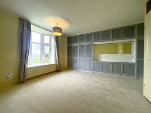 Photo 14- click for photo gallery